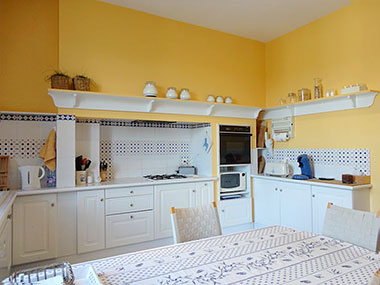 La cuisine equipée et amenagée