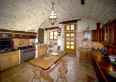 The fitted kitchen
