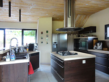 La cuisine amenagée et equipée
